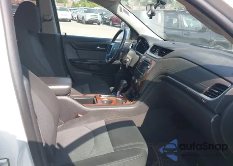 2014 Chevrolet Traverse 1Lt z USA, uszkodzony, nr VIN 1GNKRGKD8EJ332302